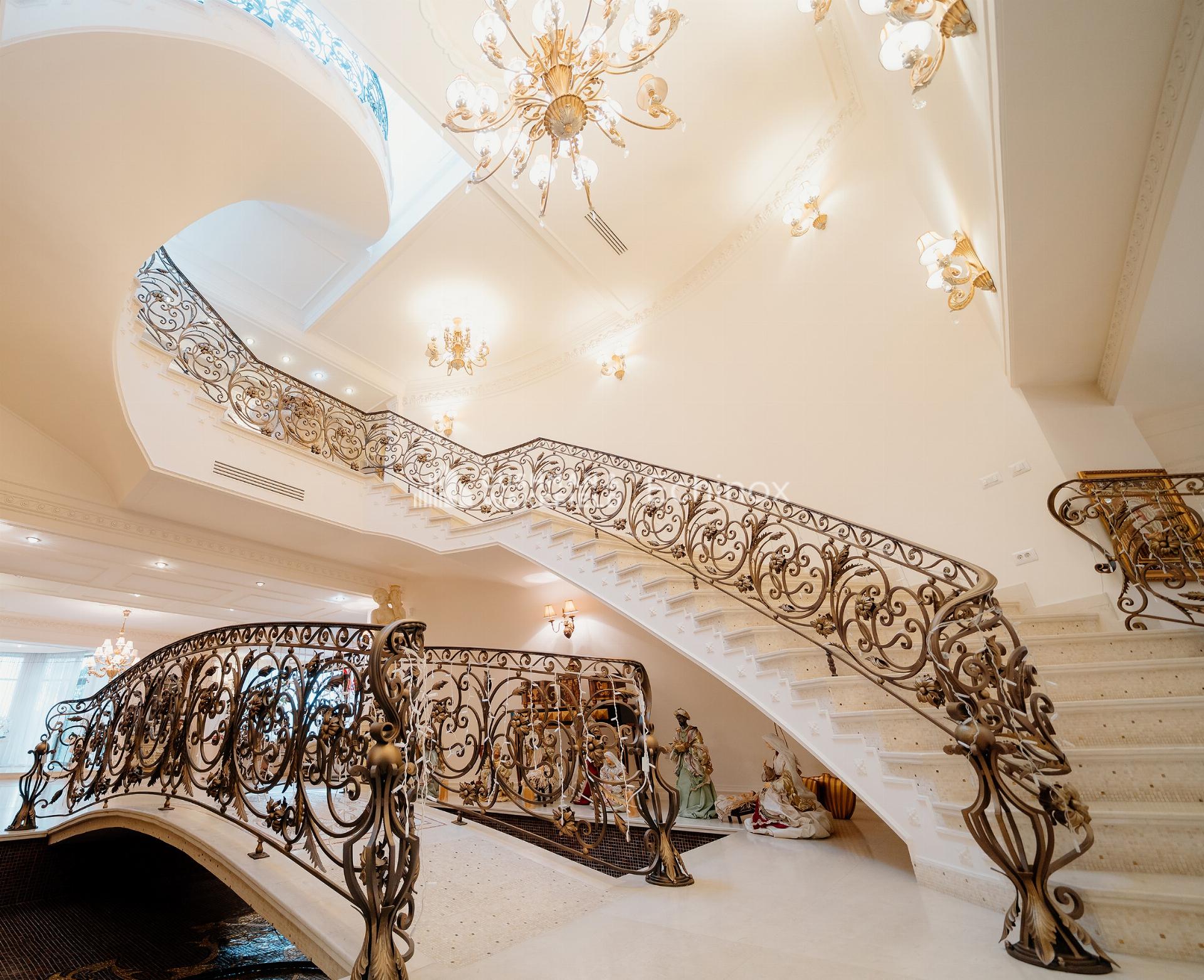 Floreasca Villa to Let/for Sale