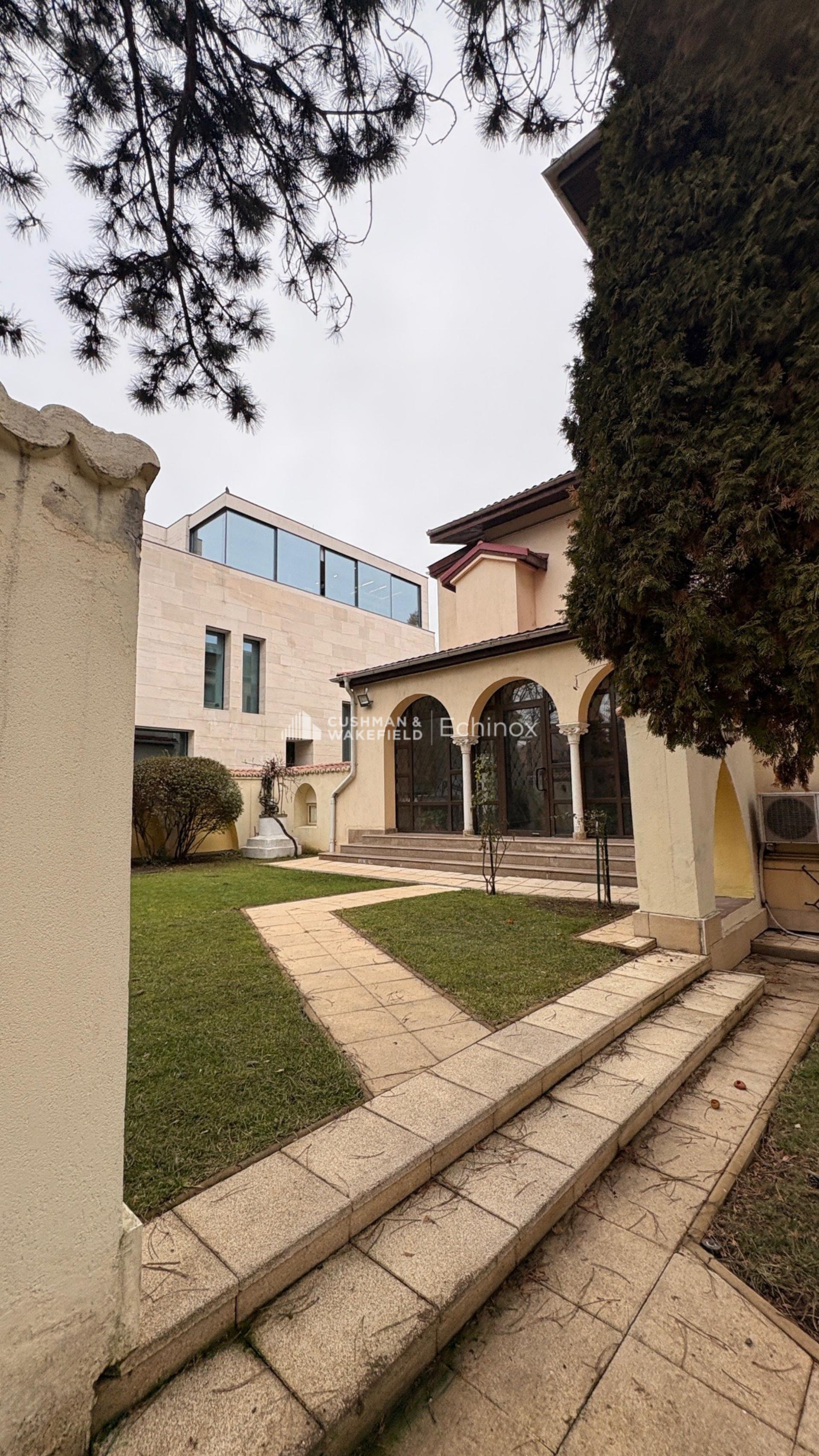 Aviatorilor Villa to Let Aviatorilor Villa to Let