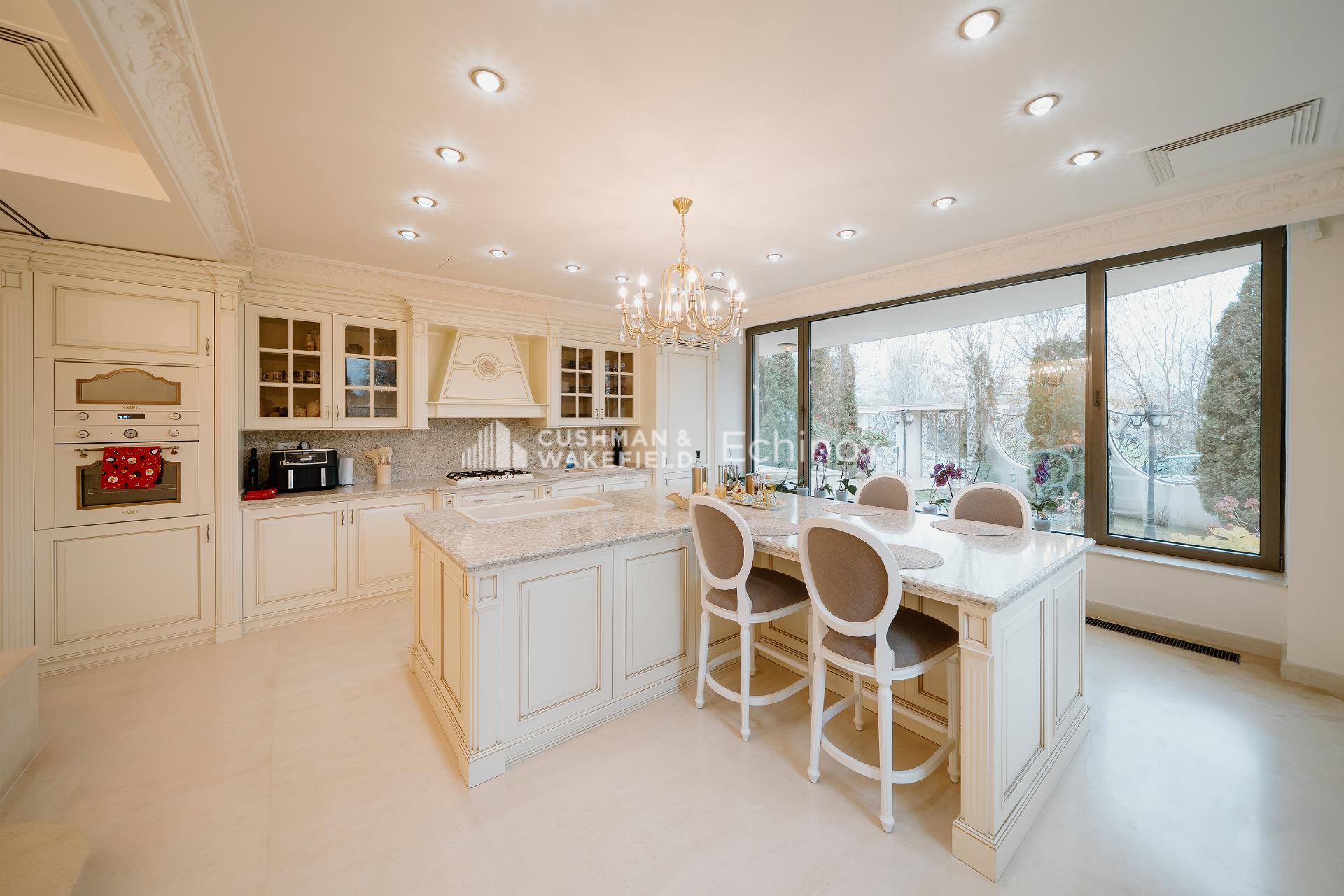 Floreasca Villa to Let/for Sale Floreasca Villa to Let/for Sale