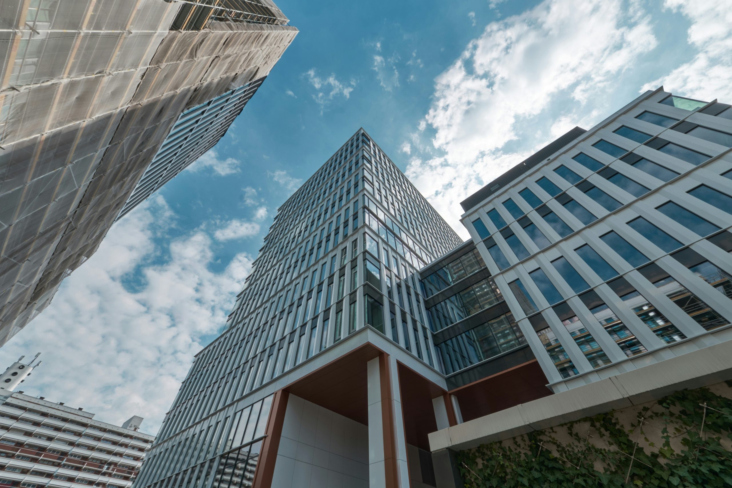 Romania’s real estate investment market returns to growth despite a slower start to the year Romania’s real estate investment market returns to growth despite a slower start to the year